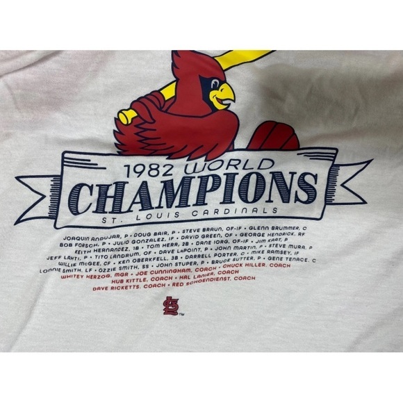 St. Louis Cardinals | Men’s XL VTG 1982 World Series Champions T-Shirt - Picture 6 of 7
